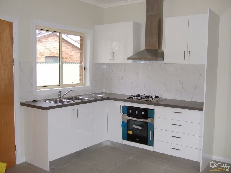 26 Tasman Parade, Fairfield West NSW 2165