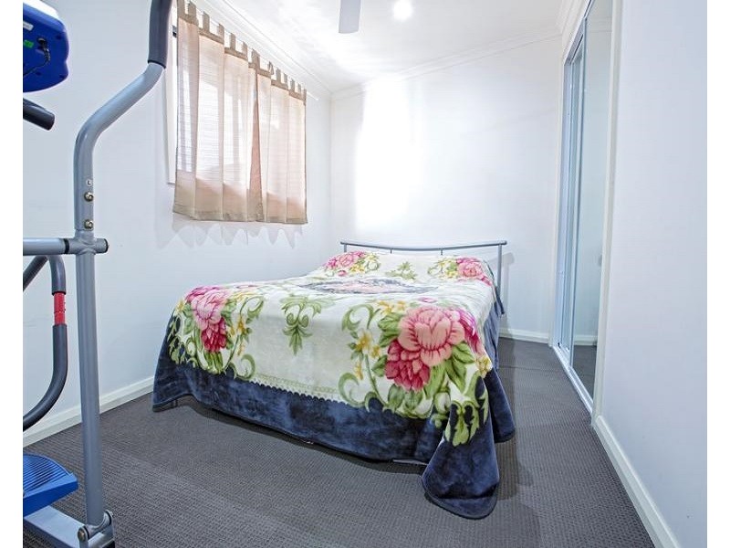 9A Dandenong Close, Bossley Park NSW 2176