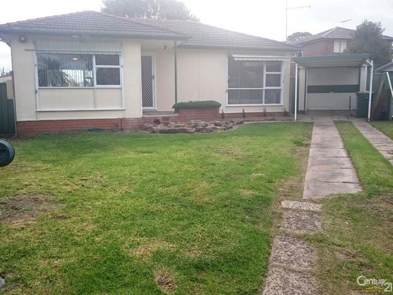 18 Roylston Street, Fairfield West NSW 2165