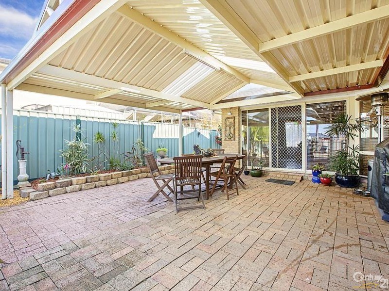 14 Brisbane Road, St Johns Park NSW 2176