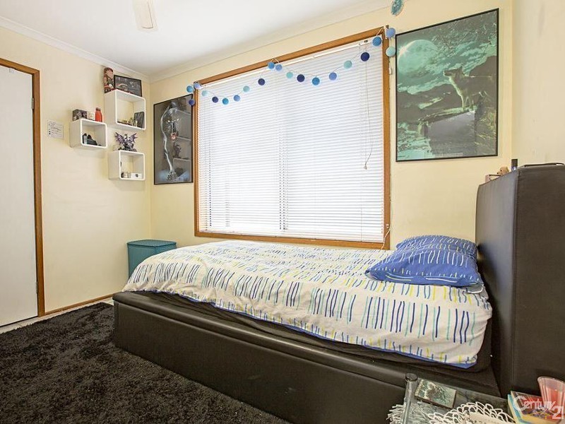 14 Brisbane Road, St Johns Park NSW 2176