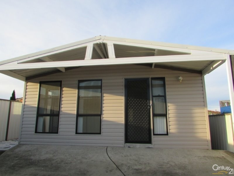 6A Darling Street, Abbotsbury NSW 2176