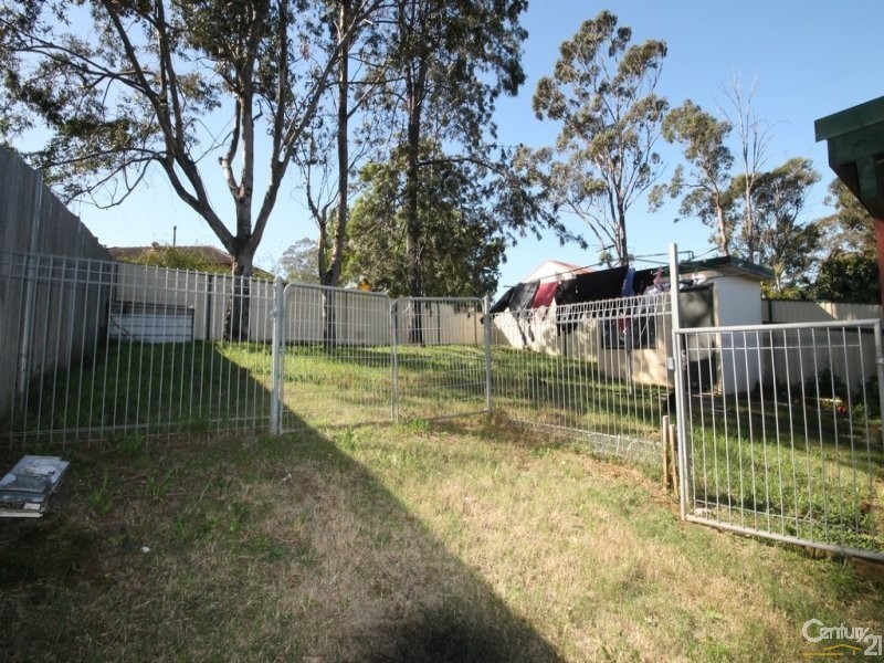 14 Coonong Street, Busby NSW 2168
