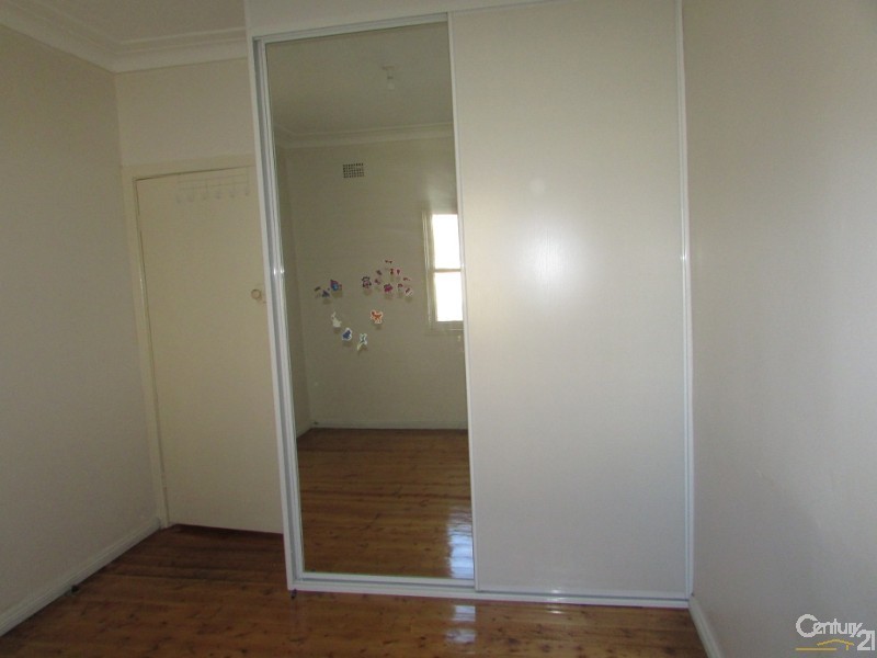 30 McGirr Parade, Warwick Farm NSW 2170