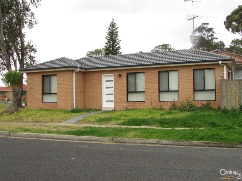 1A Myora Close, Green Valley NSW 2168