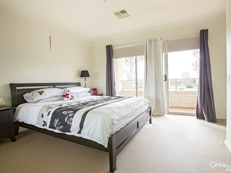 1/120 Edensor Road, Bonnyrigg NSW 2177