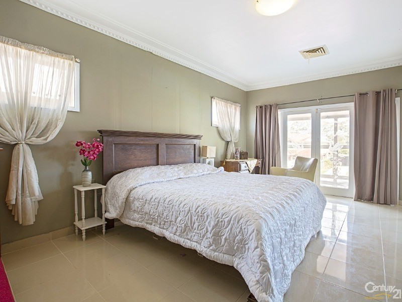 25 South Pacific Avenue, Mount Pritchard NSW 2170