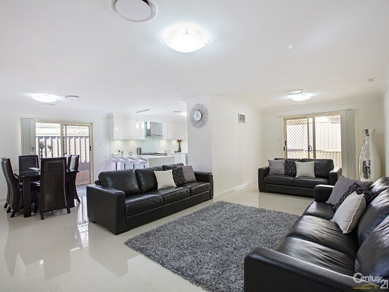 2 Arrawatta Close, Edensor Park NSW 2176