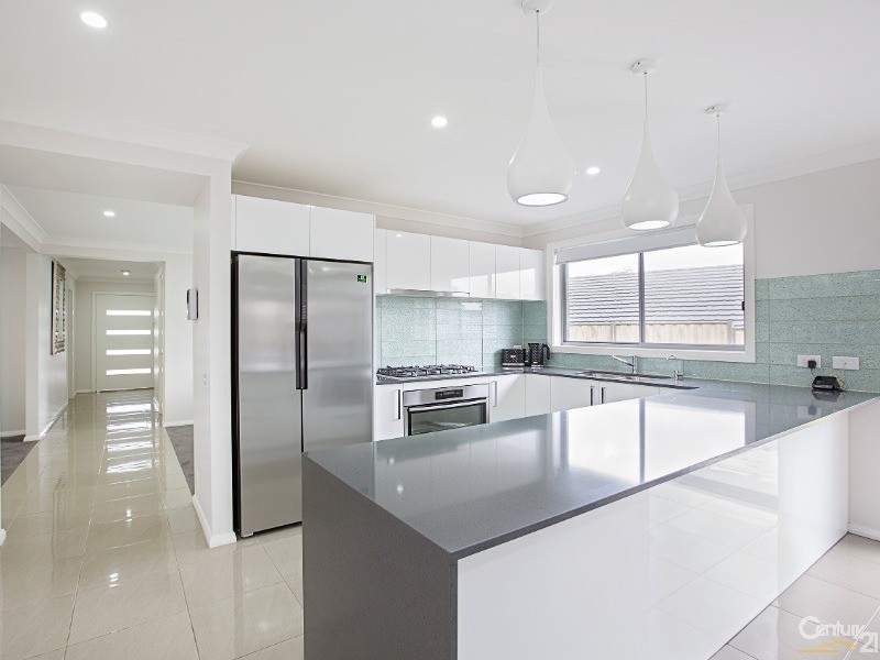 5 Wrigley Avenue, Middleton Grange NSW 2171