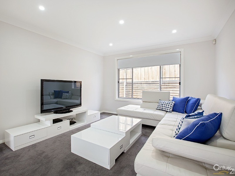 5 Wrigley Avenue, Middleton Grange NSW 2171