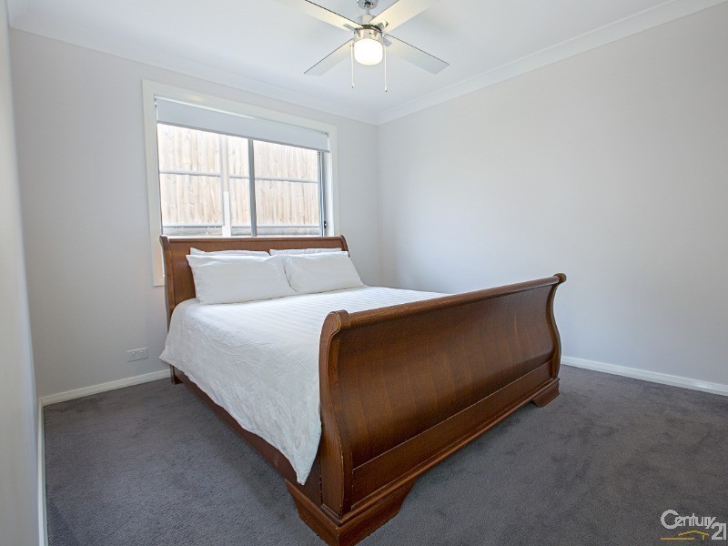 5 Wrigley Avenue, Middleton Grange NSW 2171