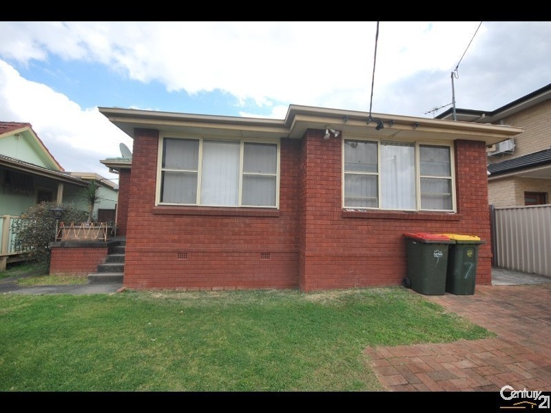 7 Waverly Street, Fairfield West NSW 2165