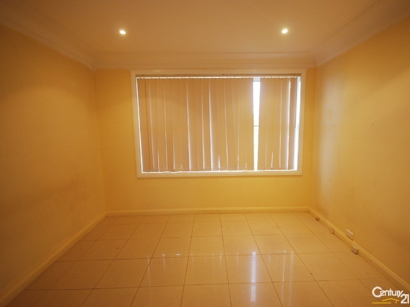 7 Waverly Street, Fairfield West NSW 2165