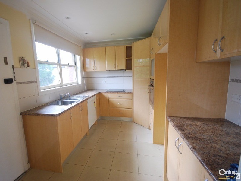 7 Waverly Street, Fairfield West NSW 2165