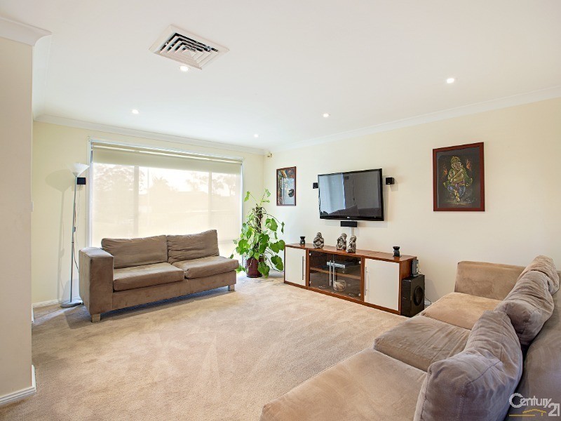2 Mildara Place, Edensor Park NSW 2176