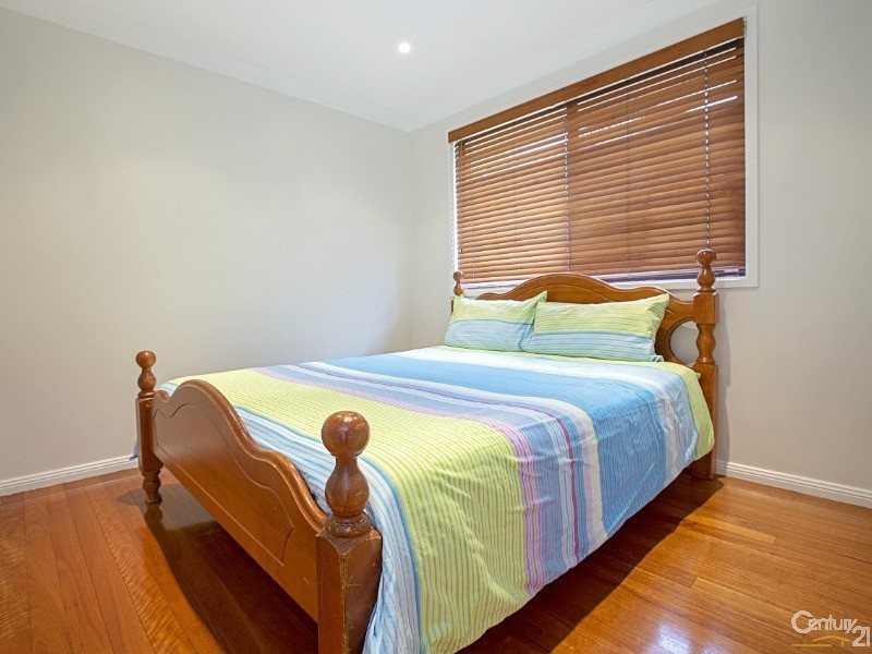 2 Mildara Place, Edensor Park NSW 2176