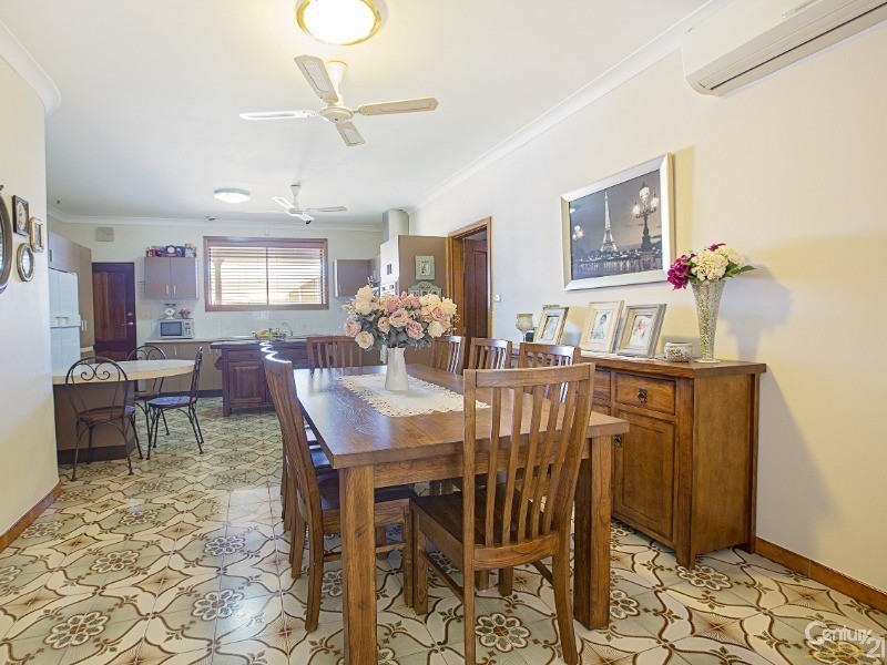 St Johns Park NSW 2176