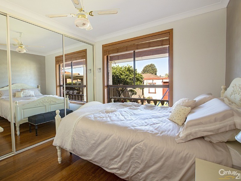 St Johns Park NSW 2176