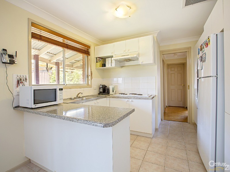 6 Bass Close, Hinchinbrook NSW 2168