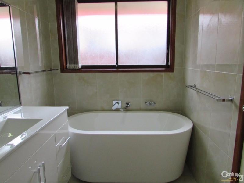 39 Brown Road, Bonnyrigg NSW 2177