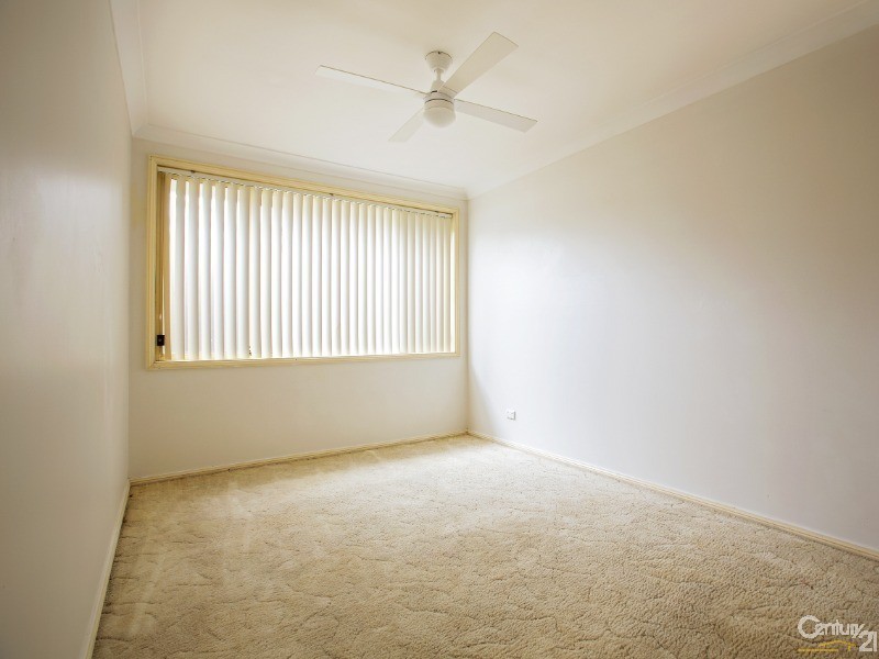 37 Currawong Road, Green Valley NSW 2168