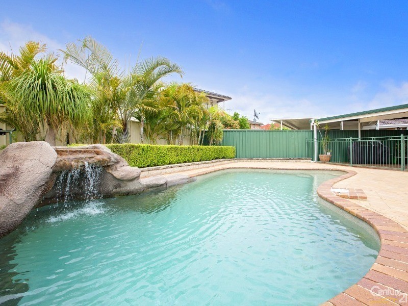 10 Ripple Close, Greenfield Park NSW 2176