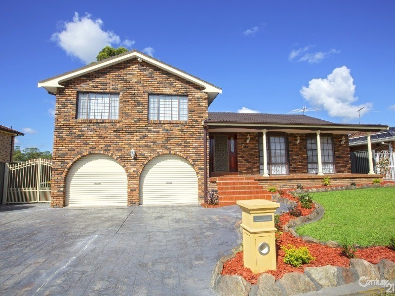 17 Cree Crescent, Greenfield Park NSW 2176