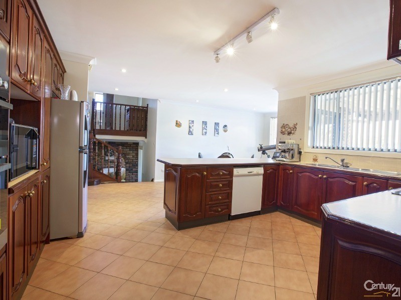 17 Cree Crescent, Greenfield Park NSW 2176