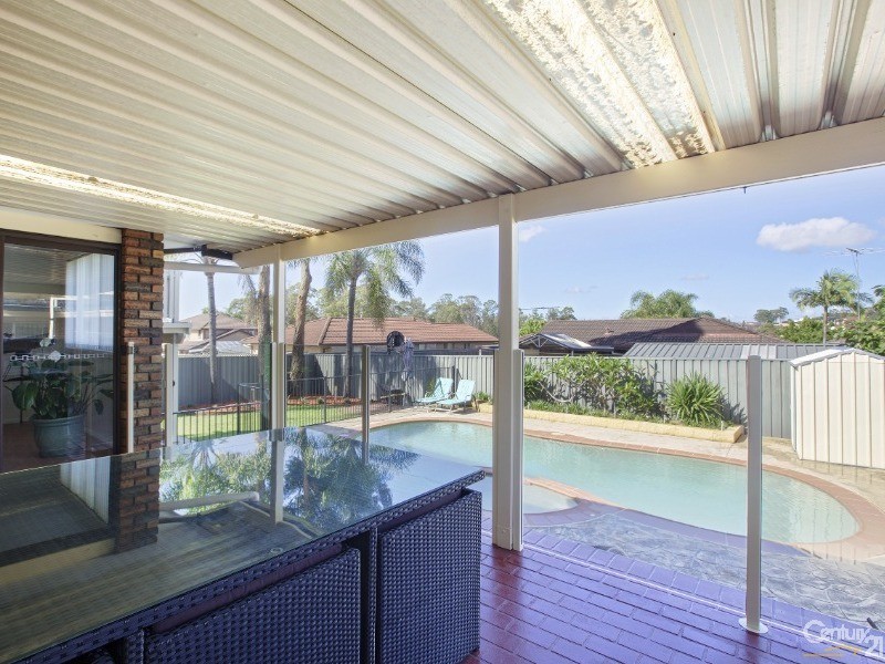17 Cree Crescent, Greenfield Park NSW 2176