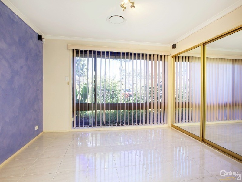 44 Glen Elgin Crescent, Edensor Park NSW 2176