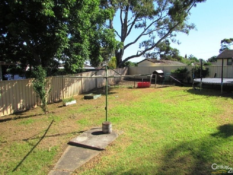 7 Dadswell Place, Mount Pritchard NSW 2170