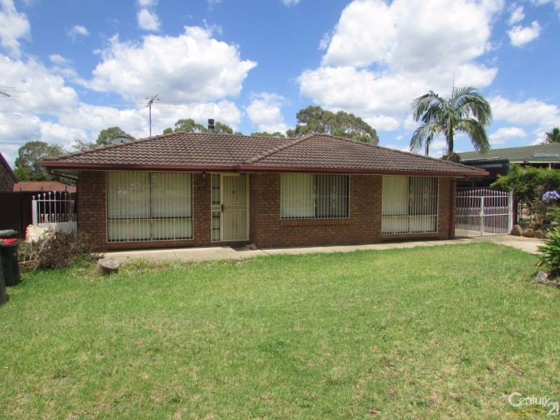 23 Greengate road, St Helens Park NSW 2560