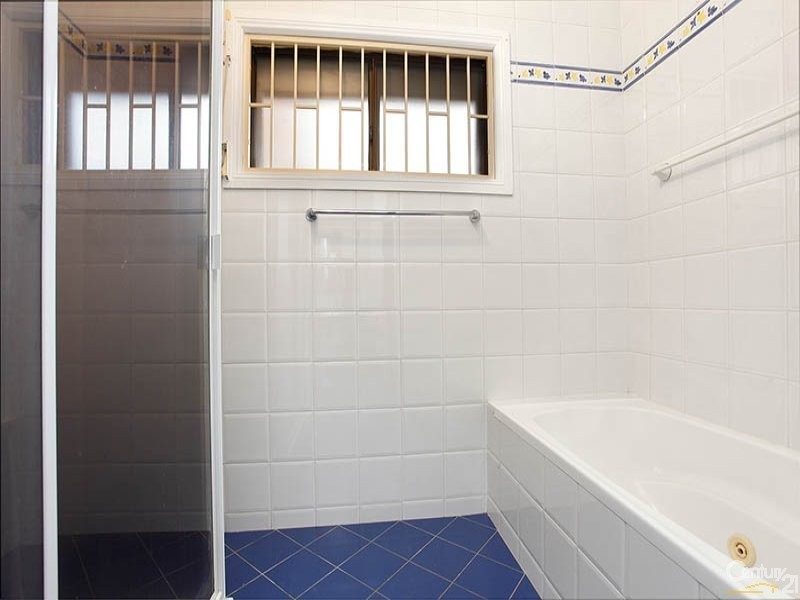 81 Kalang Road, Edensor Park NSW 2176