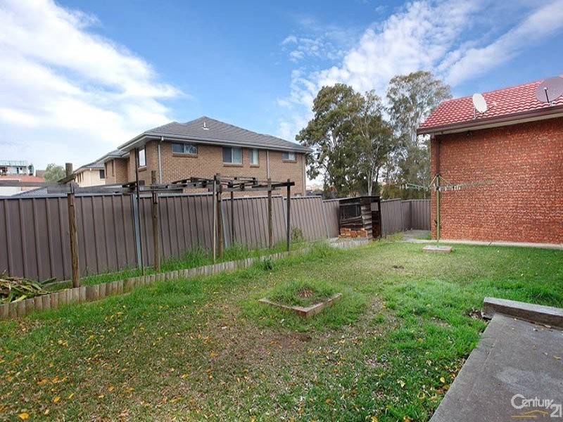 81 Kalang Road, Edensor Park NSW 2176