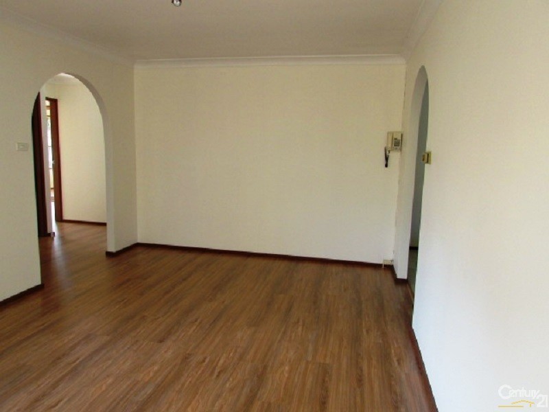 3 Nundah Street, St Johns Park NSW 2176