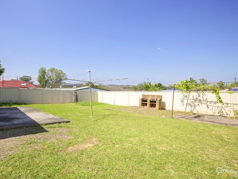 103 Heckenberg Avenue, Sadleir NSW 2168