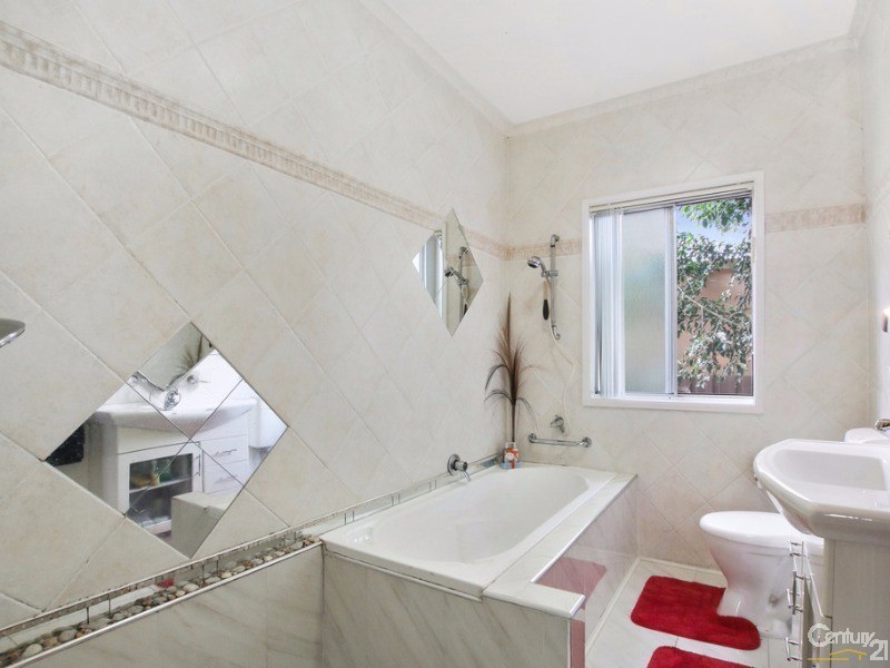 69A Hemphill Avenue, Mount Pritchard NSW 2170