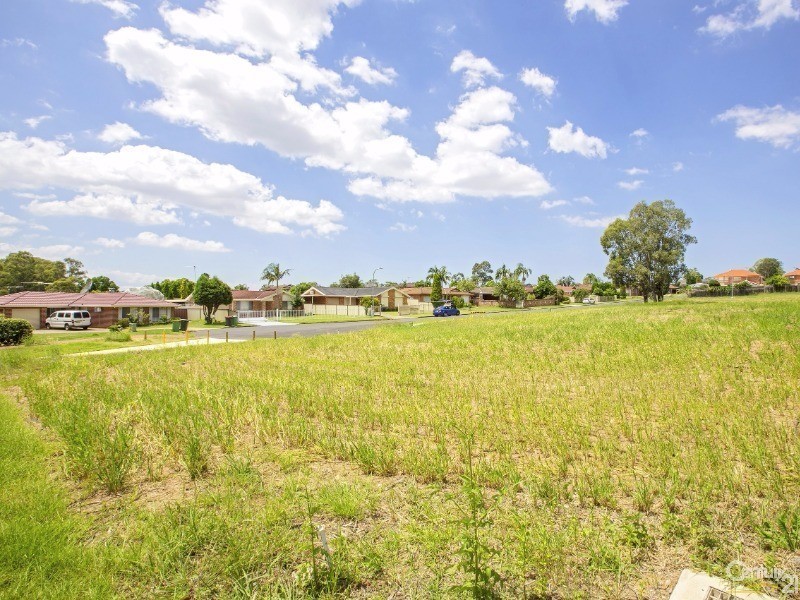 11 Henty Place, Bonnyrigg NSW 2177