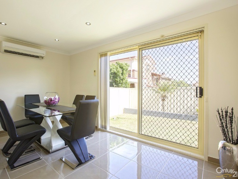 15 Murrumbidgee Street, Bossley Park NSW 2176