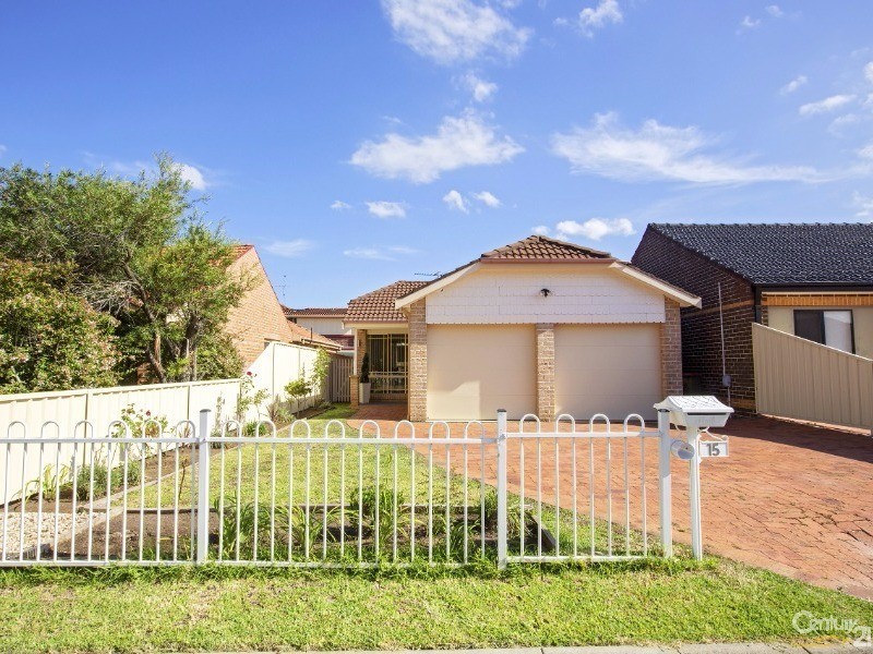 15 Murrumbidgee Street, Bossley Park NSW 2176