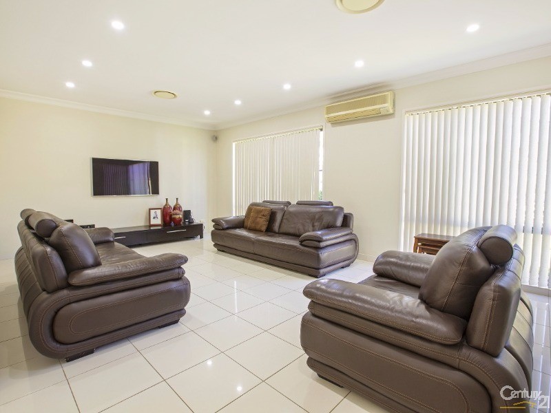 85 Whitaker Street, Guildford NSW 2161