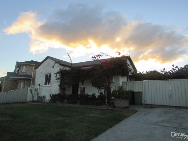 1 Boomerang Road, Edensor Park NSW 2176