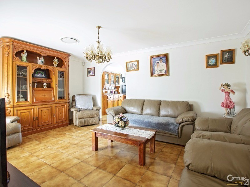 St Johns Park NSW 2176