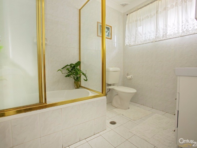 St Johns Park NSW 2176