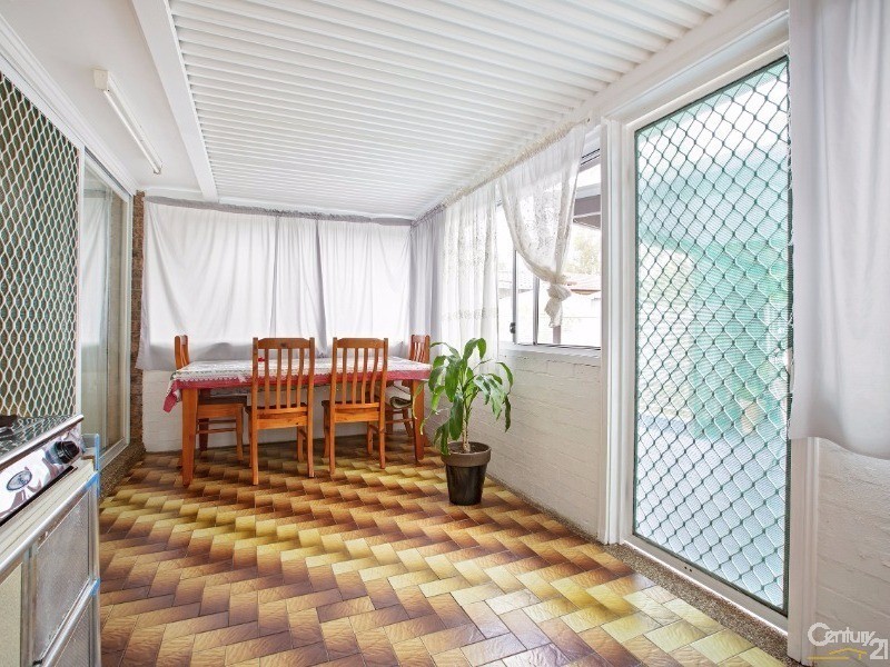 St Johns Park NSW 2176