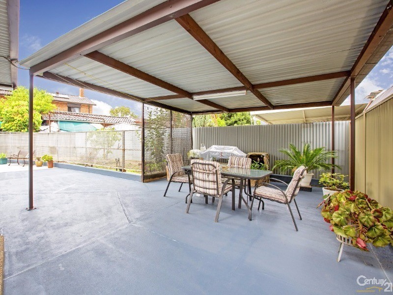 St Johns Park NSW 2176