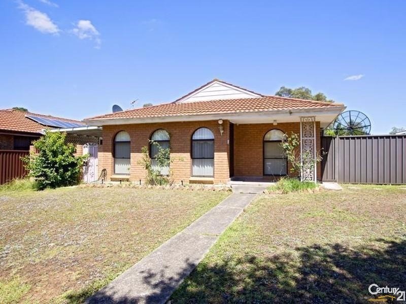 10 McCrea Place, Edensor Park NSW 2176