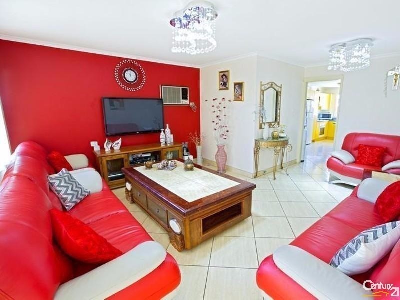 10 McCrea Place, Edensor Park NSW 2176