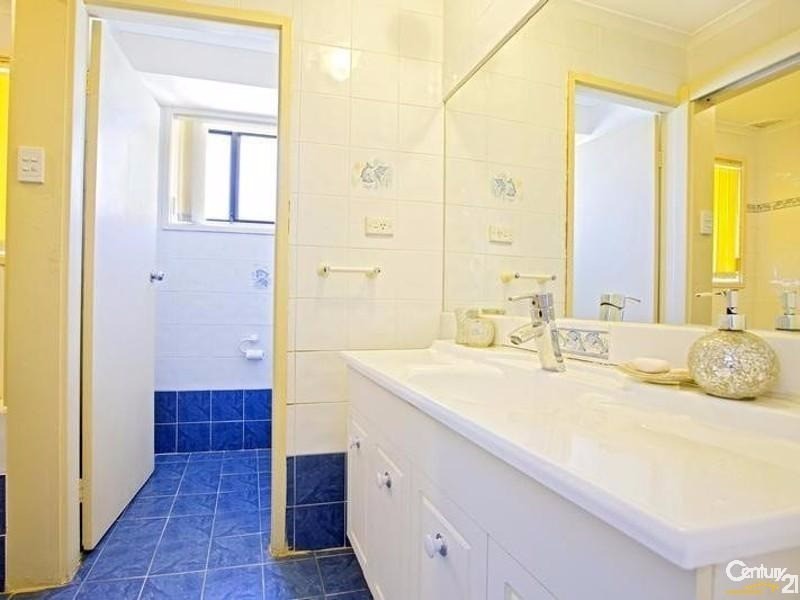 10 McCrea Place, Edensor Park NSW 2176