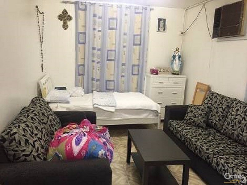 6 Hoyle Place, Greenfield Park NSW 2176